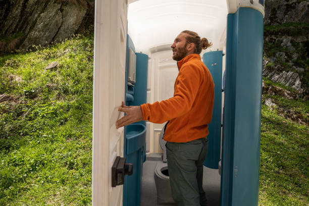 Best Porta potty delivery and setup  in Deland Southwest, FL